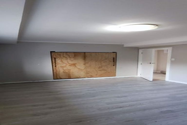 Photo of property in 4 Mills Road, Brooklyn, Wellington, 6021