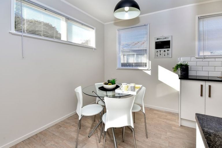 Photo of property in 7 Primrose Place, Manurewa, Auckland, 2102