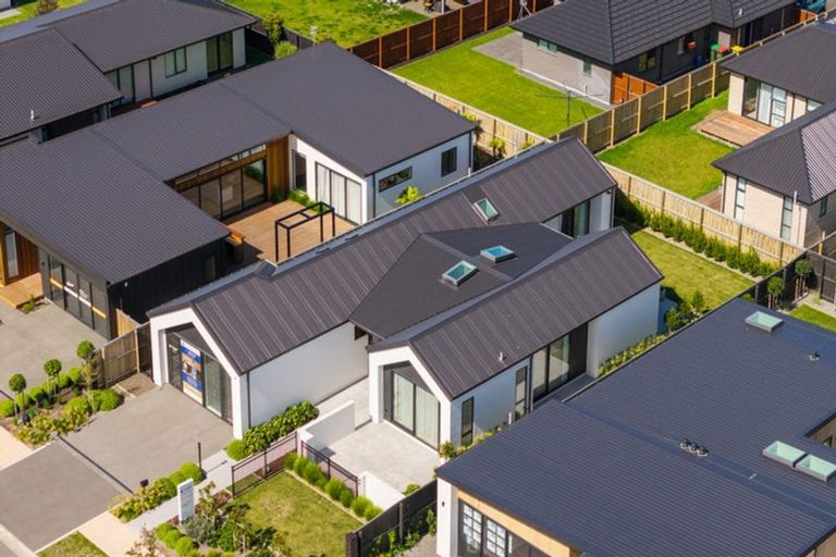 Photo of property in 20 Finstock Way, Rolleston, 7614