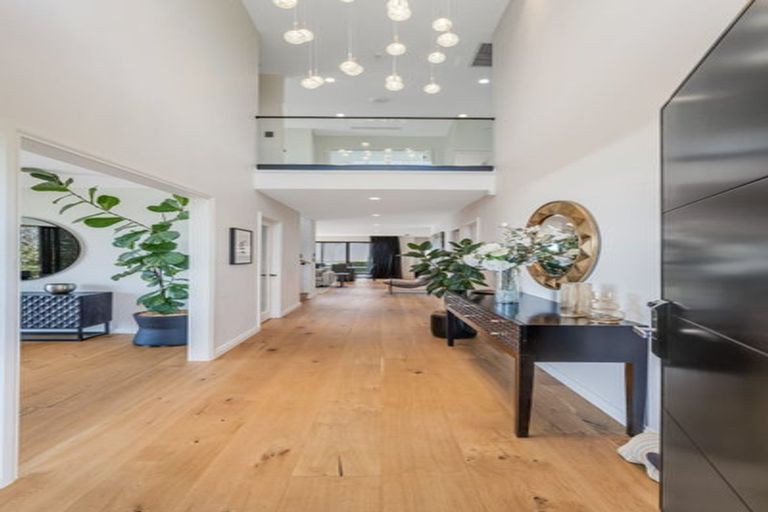 Photo of property in 47c Takutai Avenue, Half Moon Bay, Auckland, 2012