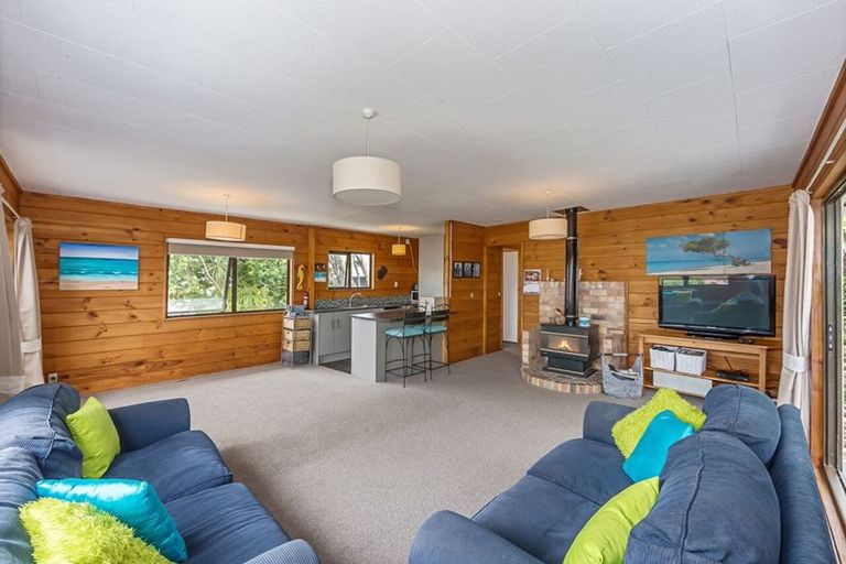 Photo of property in 31 Matai Road, Stanmore Bay, Whangaparaoa, 0932