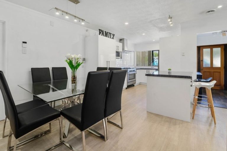 Photo of property in 15 Elmslie Place, Owhata, Rotorua, 3010