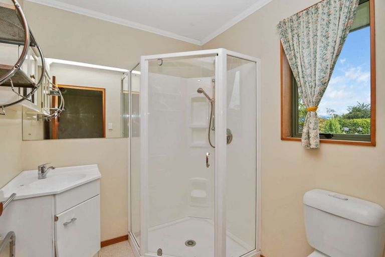 Photo of property in 37 Kew Road, Westport, 7825