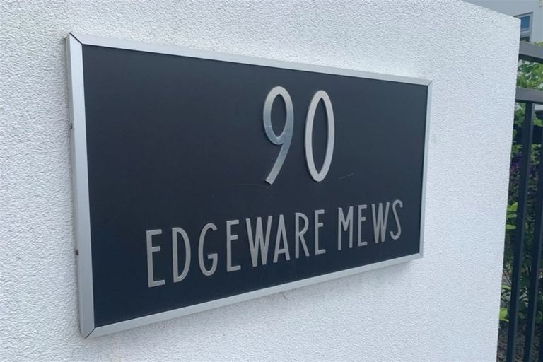 Photo of property in 7/90 Edgeware Road, St Albans, Christchurch, 8014