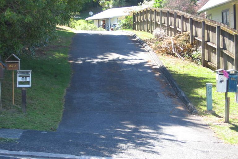 Photo of property in 2/62 Langana Avenue, Browns Bay, Auckland, 0630