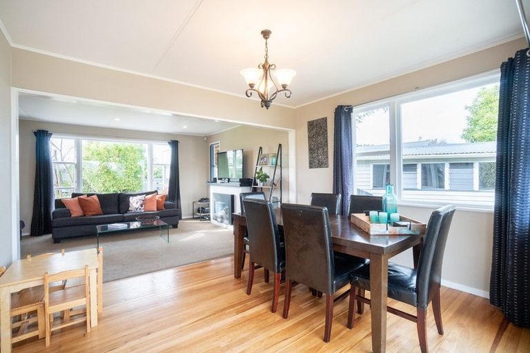 Photo of property in 2 Purnell Court, Awapuni, Palmerston North, 4412