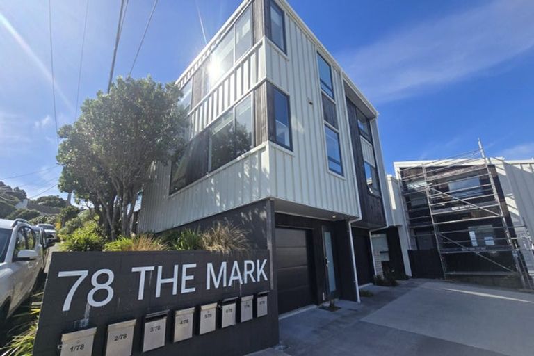 Photo of property in 7/78 Orangi Kaupapa Road, Northland, Wellington, 6012