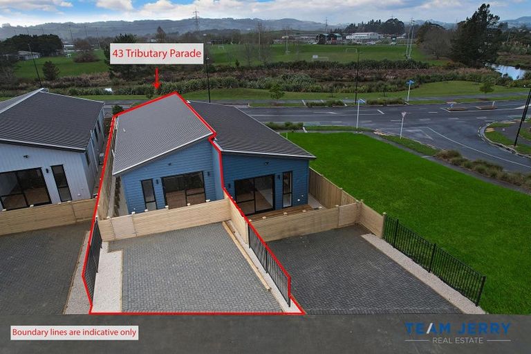 Photo of property in 43 Tributary Parade, Karaka, 2113