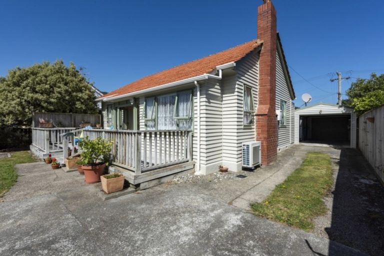 Photo of property in 16 Jutland Street, Waterloo, Lower Hutt, 5011