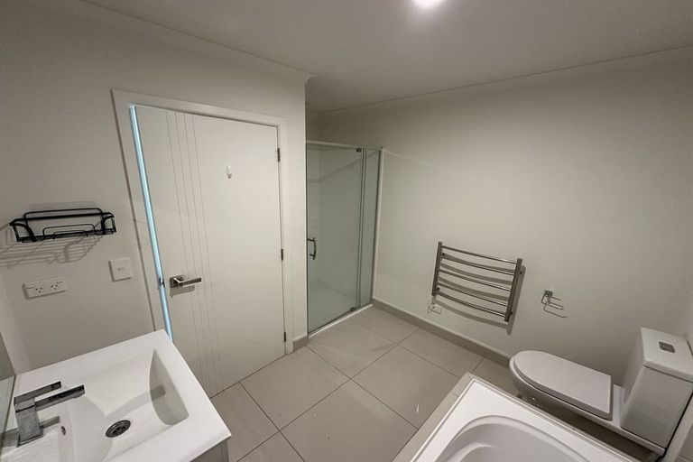 Photo of property in 72u6 Carrington Avenue, Silverdale, Hamilton, 3216