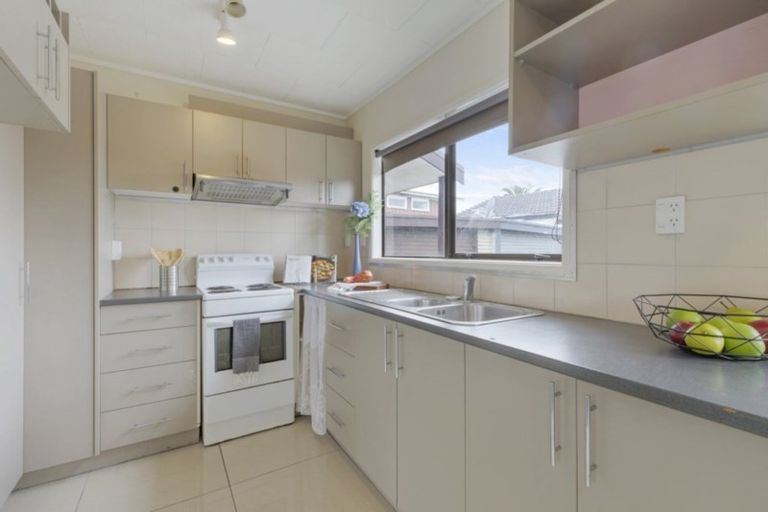 Photo of property in 25 Margaret Road, Raumati Beach, Paraparaumu, 5032