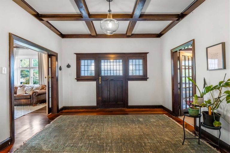 Photo of property in 5 Parkes Avenue, Saint Johns Hill, Whanganui, 4501