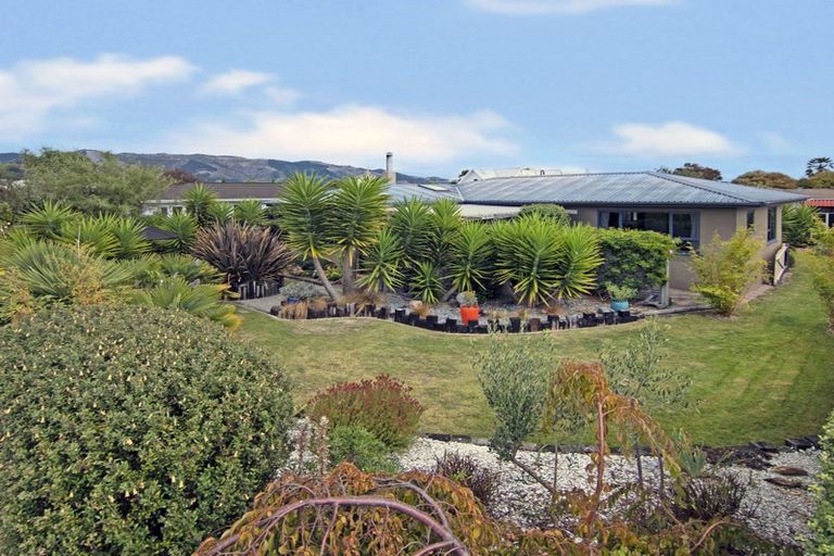 Photo of property in 18 Dickens Street, Stoke, Nelson, 7011