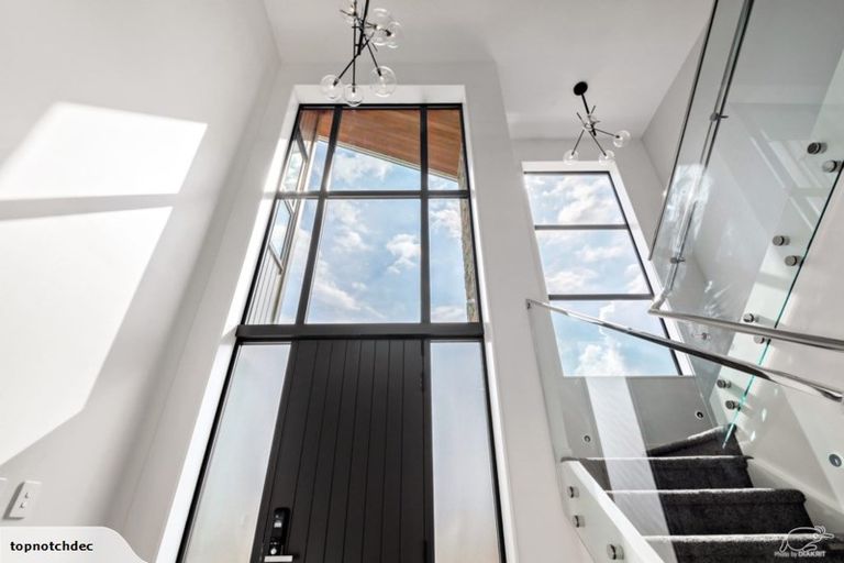 Photo of property in 2 Observation Green, Hobsonville, Auckland, 0616