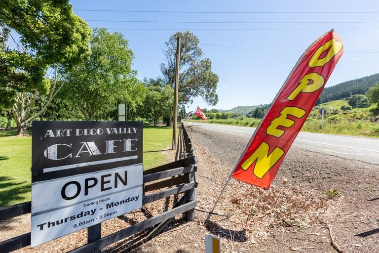 Photo of property in Eskdale Cottage Cafe, 627 Taupo Road, Eskdale, Napier, 4182