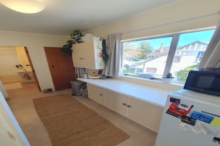 Photo of property in 4/84 Freyberg Street, Lyall Bay, Wellington, 6022