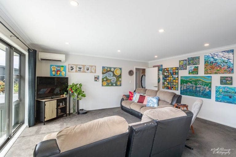 Photo of property in 44 Buddle Road, Wallaceville, Upper Hutt, 5018