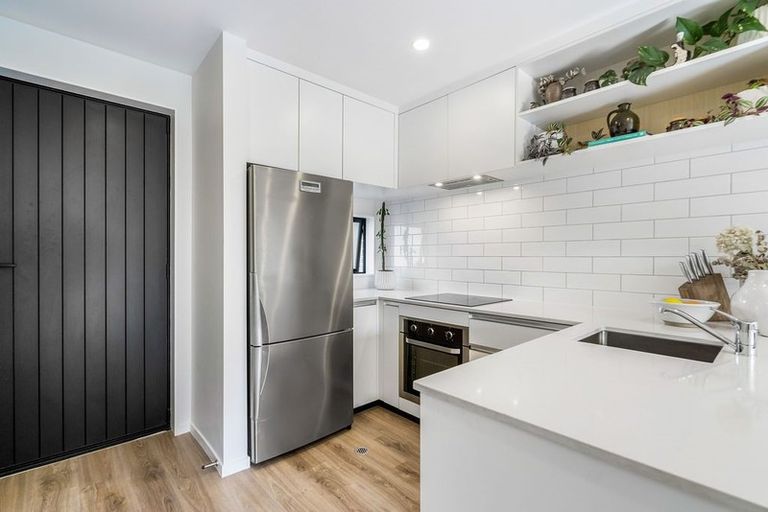 Photo of property in 35 Ivy Nola Way, Henderson, Auckland, 0612