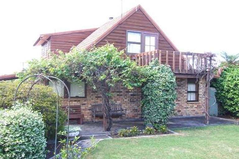 Photo of property in 12 Huia Street, Taupo, 3330