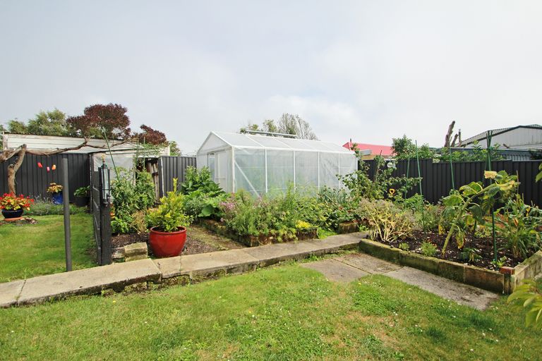 Photo of property in 10 Tweed Street, South Hill, Oamaru, 9400