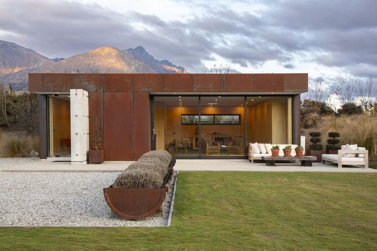 Photo of property in 243 Lower Shotover Road, Speargrass Flat, Queenstown, 9371