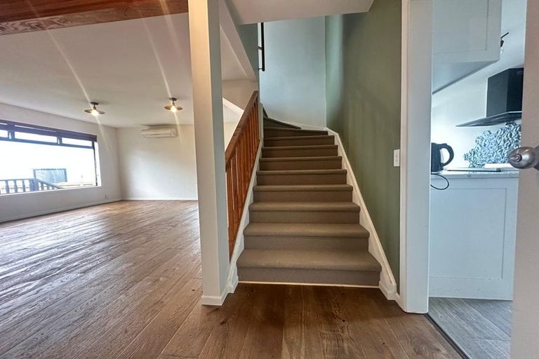 Photo of property in 24b Duncan Avenue, Te Atatu South, Auckland, 0610