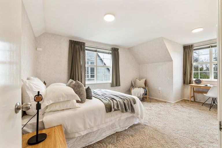 Photo of property in 10 Dunrobin Place, Avonhead, Christchurch, 8042