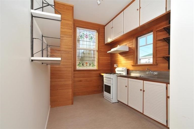 Photo of property in 103 Freyberg Street, Lyall Bay, Wellington, 6022