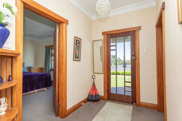 Photo of property in 22 Hunter Street, Dannevirke, 4930