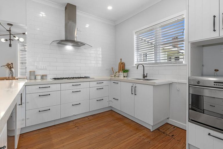 Photo of property in 15 Cairnfield Road, Kensington, Whangarei, 0112