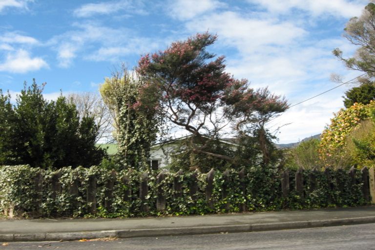 Photo of property in 176 Commercial Street, Takaka, 7110