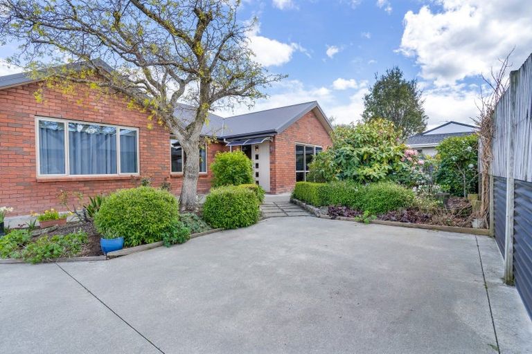 Photo of property in 96 Park Street, Winton, 9720