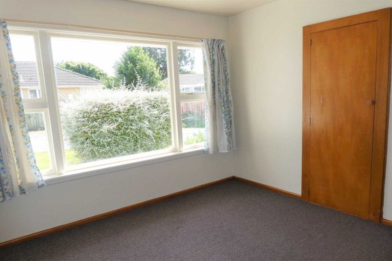 Photo of property in 12 Bellina Place, Broomfield, Christchurch, 8042
