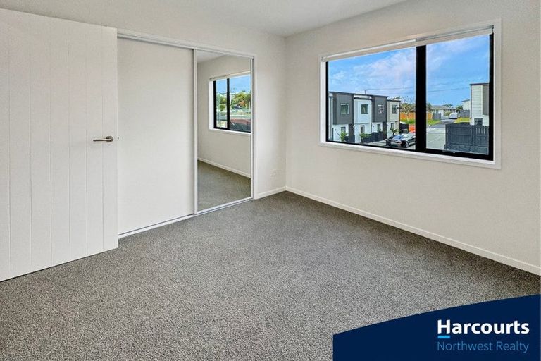 Photo of property in 7/48 Moire Road, Massey, Auckland, 0614