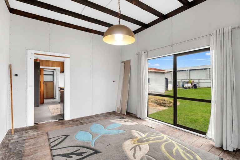 Photo of property in 14 London Street, Aramoho, Whanganui, 4500