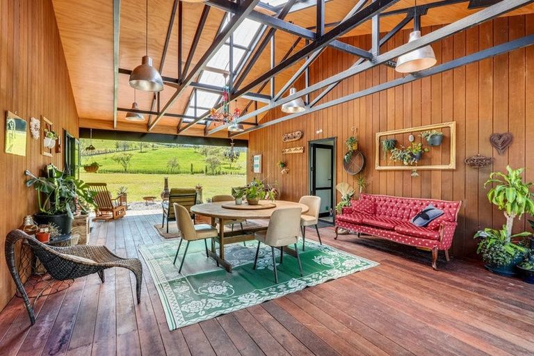 Photo of property in 33a Waiotahi Drive, Mangawhai, 0573