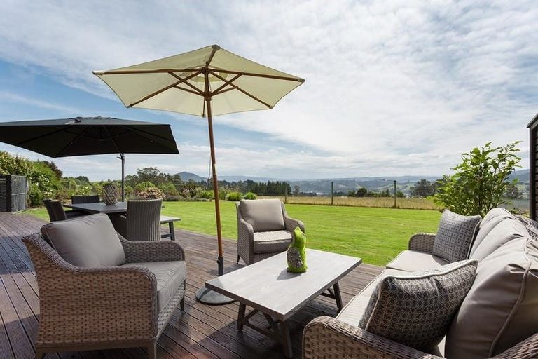 Photo of property in 110 Green Island Bush Road, Blackhead, Dunedin, 9076