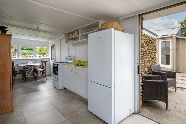 Photo of property in 6 Blyth Street, Clyde, 9330