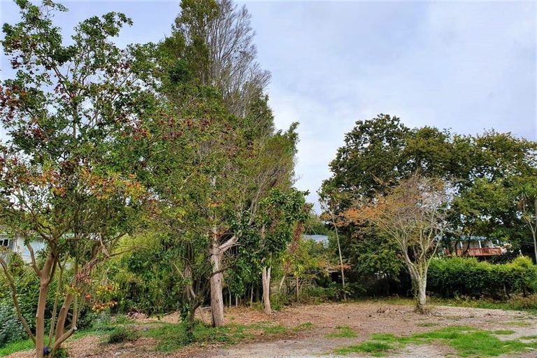 Photo of property in 64 Glenvar Road, Torbay, Auckland, 0630