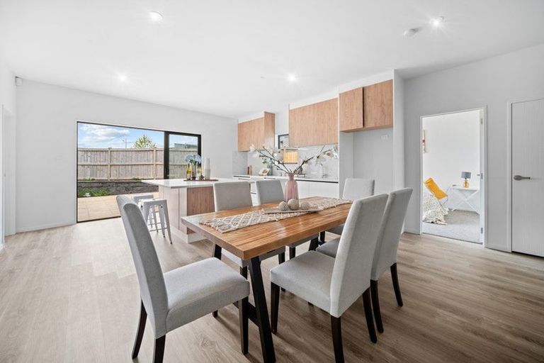 Photo of property in 4b Tidal Road, Karaka, Papakura, 2113