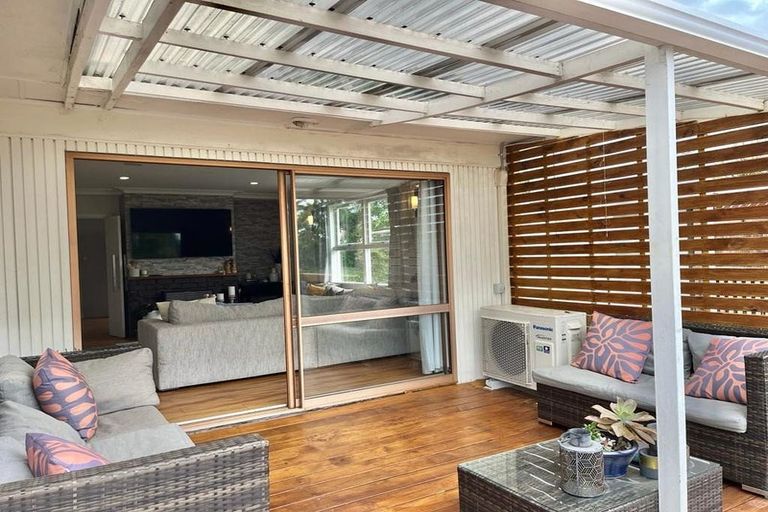 Photo of property in 1 Christina Avenue, Te Atatu South, Auckland, 0602