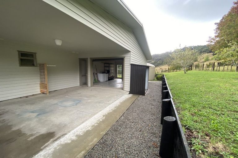 Photo of property in 122 Upper Waiwera Road, Puhoi, Silverdale, 0994