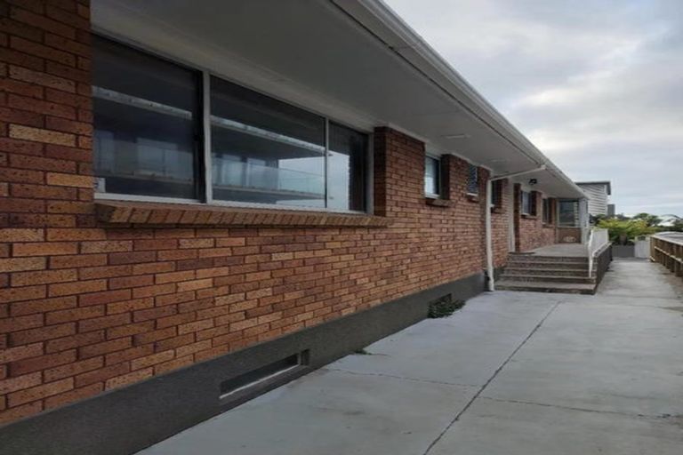 Photo of property in 148 Molesworth Street, New Plymouth, 4312