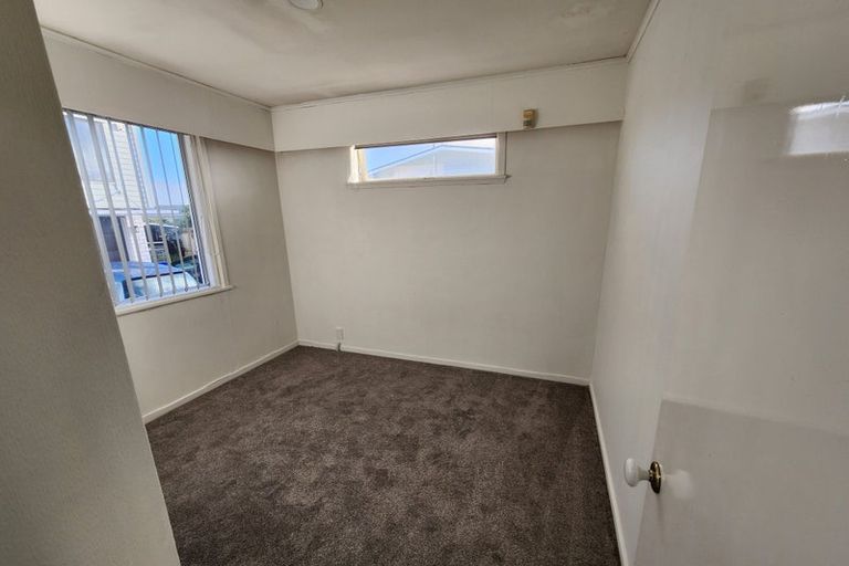 Photo of property in 48 Cardiff Road, Pakuranga, Auckland, 2010