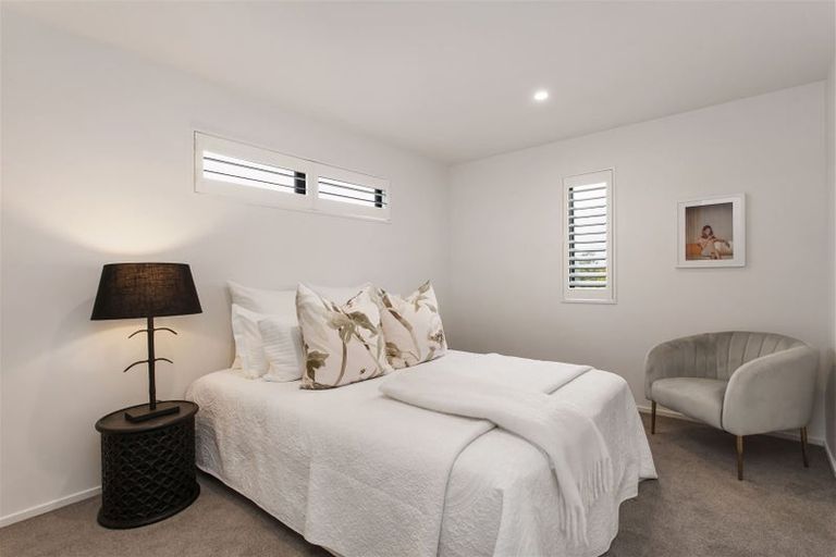 Photo of property in 35 Hawkesbury Avenue, St Albans, Christchurch, 8014