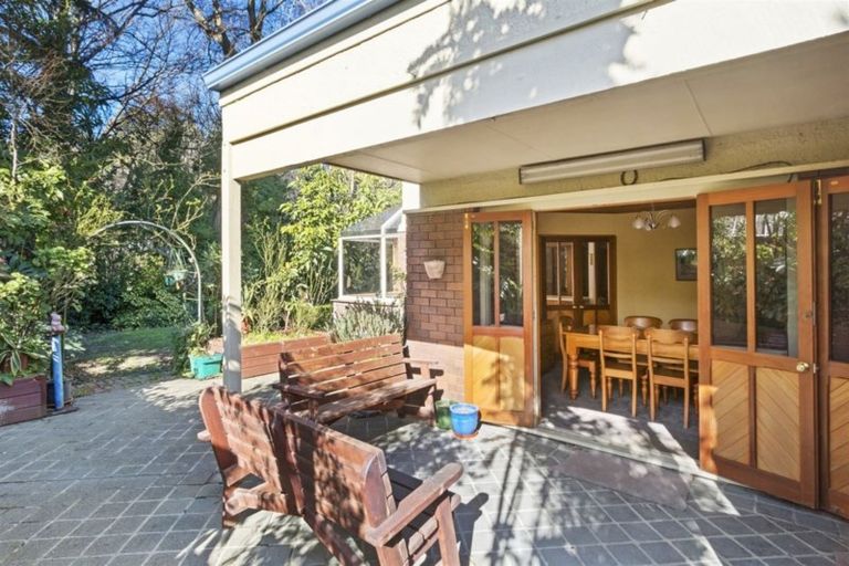 Photo of property in 155a Cashmere Road, Hoon Hay, Christchurch, 8025