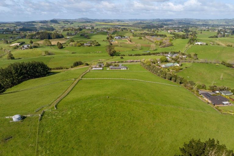 Photo of property in 118d Barnaby Road, Tuakau, 2121