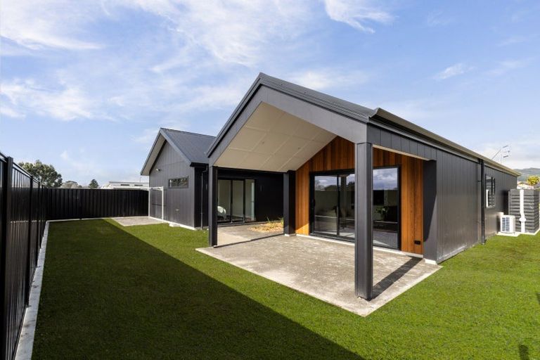 Photo of property in 22 Beecroft Drive, Havelock North, 4130