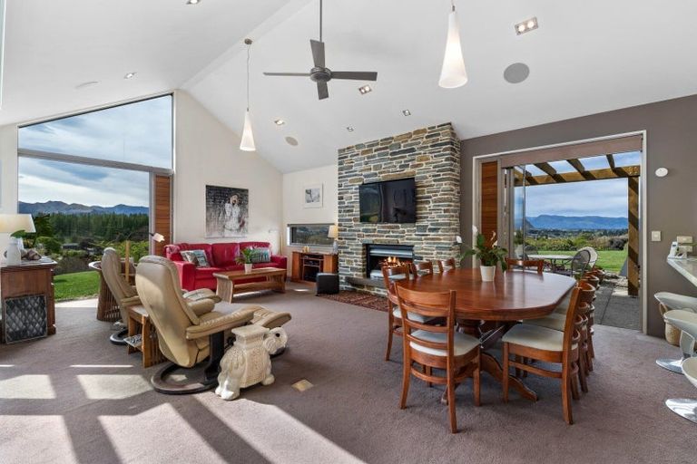 Photo of property in 1 Elderberry Crescent, Wanaka, 9305