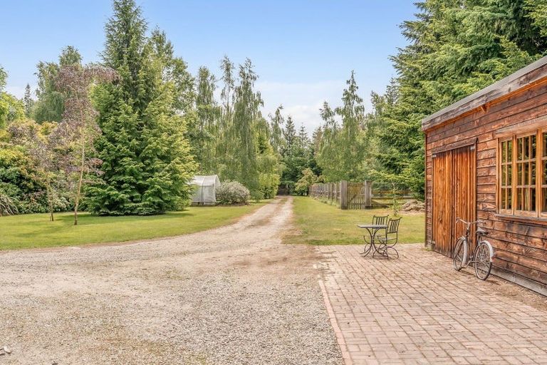 Photo of property in 124 Horseshoe Bend Drive, Albert Town, Wanaka, 9382